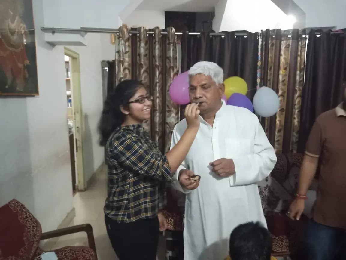 जन्मदिवस विशेष -: सोनप्रभात परिवार के अमूल्य सम्पादक सदस्य सुरेश गुप्त ''ग्वालियरी" को 68वें जन्मदिवस की बधाई।