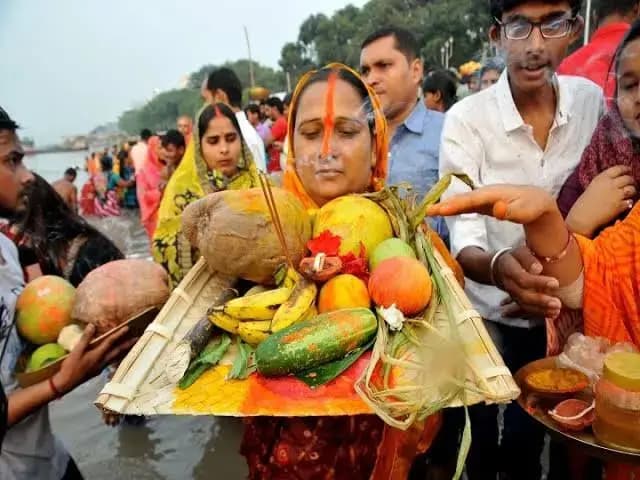 ओ छठ पूजा के सूर्य प्रखर ... बुद्ध देव तिवारी