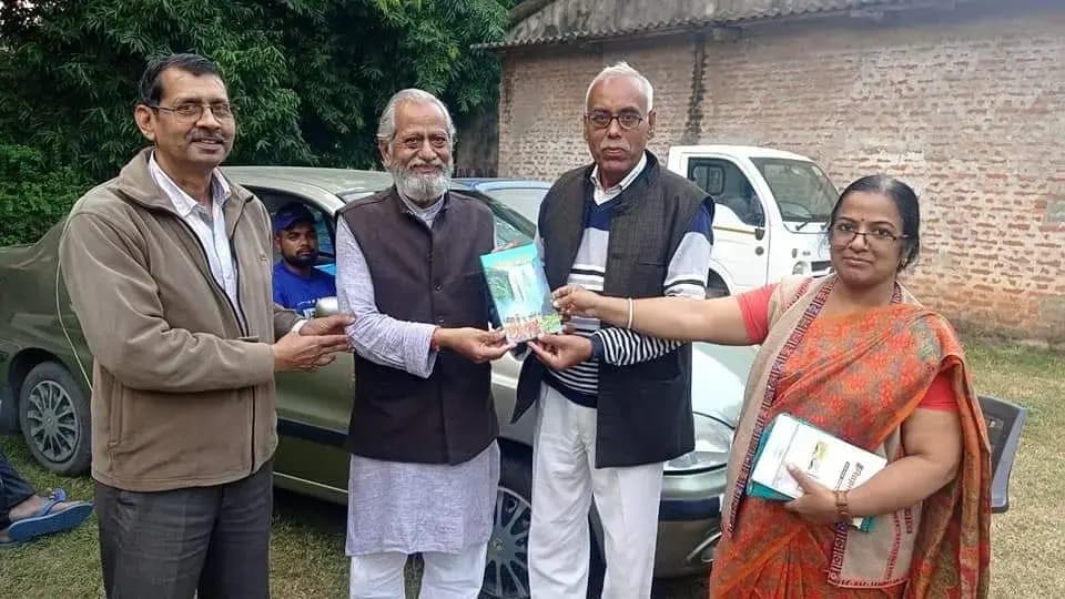 Sonbhadra News: अजय शेखर सम्मान&nbsp; 2025 से सम्मानित किए जाएंगे डॉ. लखन राम जंगली।