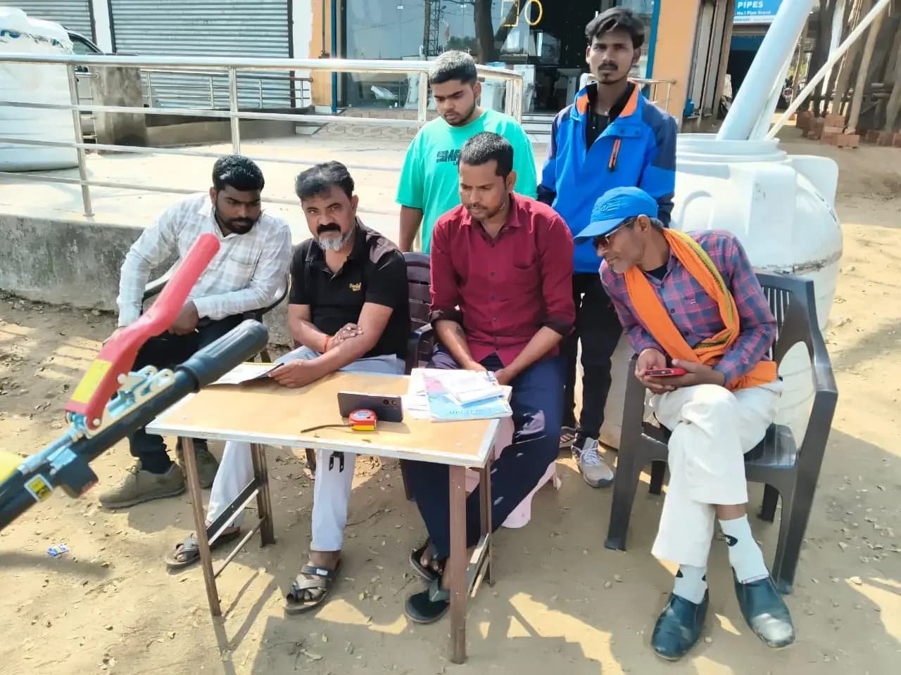 भाजपा मंडल दुद्धी में जिला अध्यक्ष नंदलाल गुप्ता ने सुनी प्रधानमंत्री नरेन्द्र मोदी की मन की बात