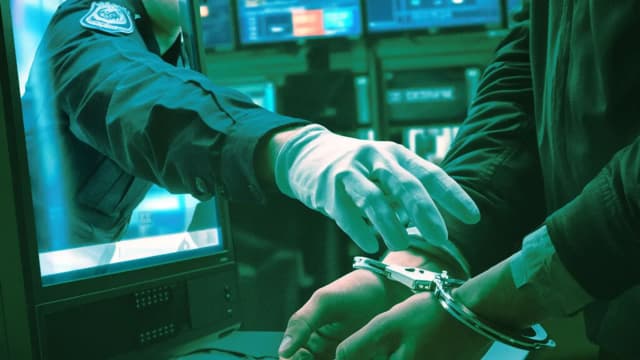 संपादकीय: डिजिटल डर का धंधा और कानून की दस्तक : “फोन पर CBI और जेब पर सीधा वार - साइबर ठगी का नया चेहरा है।”