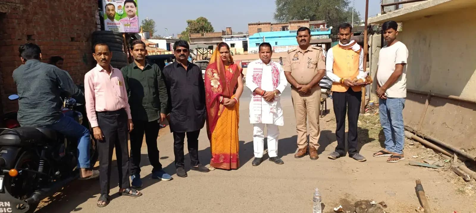 ब्लाक प्रमुख ने किया भगवान बिरसा मुंडा स्मृति द्वार का किया शिलान्यास