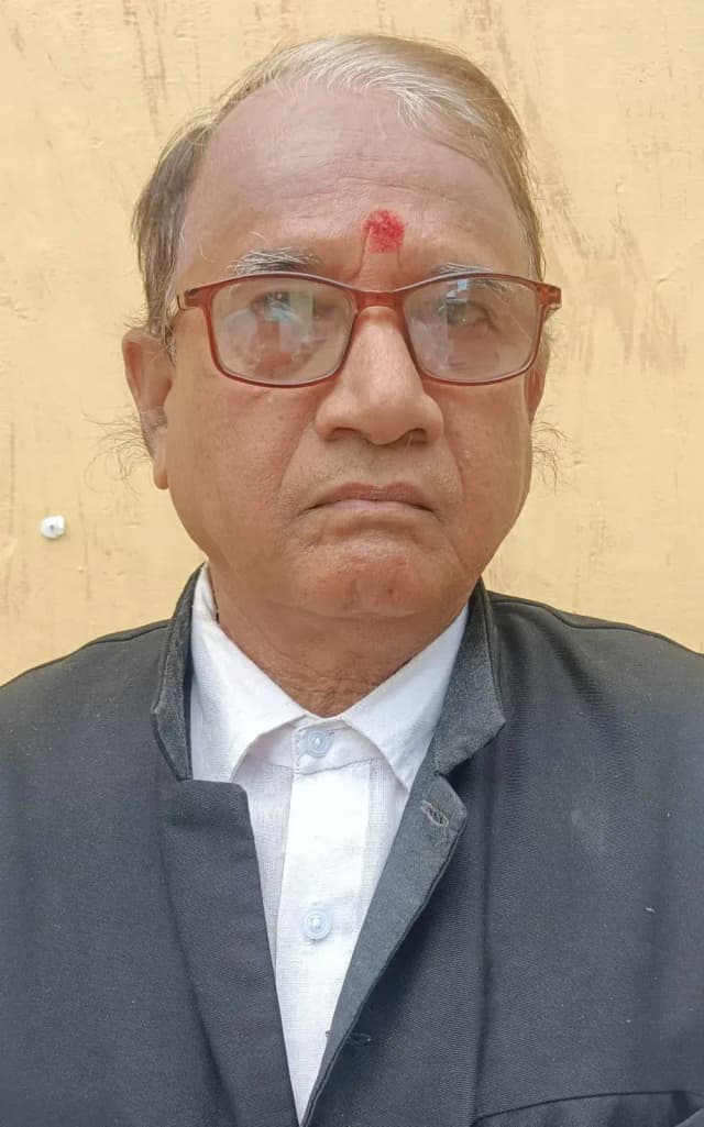 सिविल बार एसोसिएशन दुद्धी की चुनावी अधिसूचना जारी, नामांकन 7 अप्रैल कों ,मतदान व मतगणना 13 अप्रैल कों