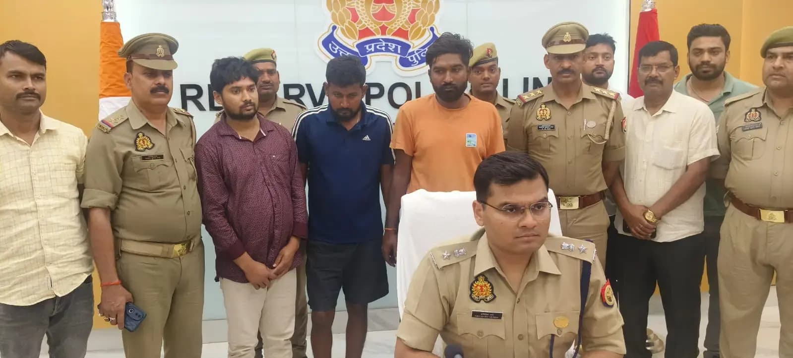 Sonbhadra: फाइनेंस कम्पनी के कलेक्शन एजेंड से लूटपाट करने वाले 5 अभियुक्त गिरफ्तार