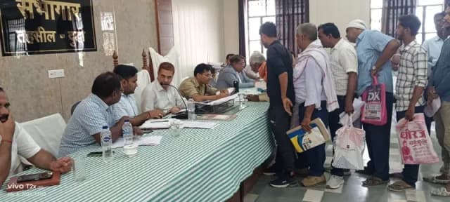 तहसील दिवस में 61 मामले दर्ज, 6 का मौके पर निस्तारण।