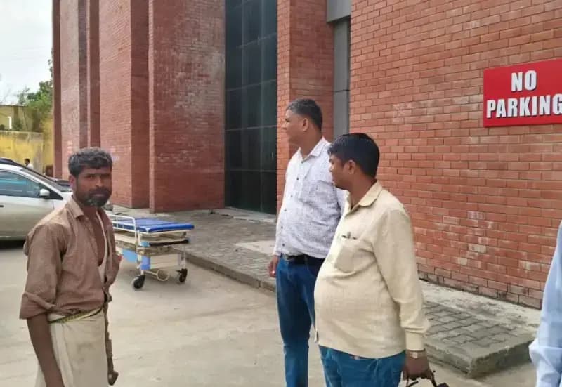 स्टे तार में उतरे करंट से तीन झुलसे, एक की हालत गंभीर, वाराणसी रेफर. 