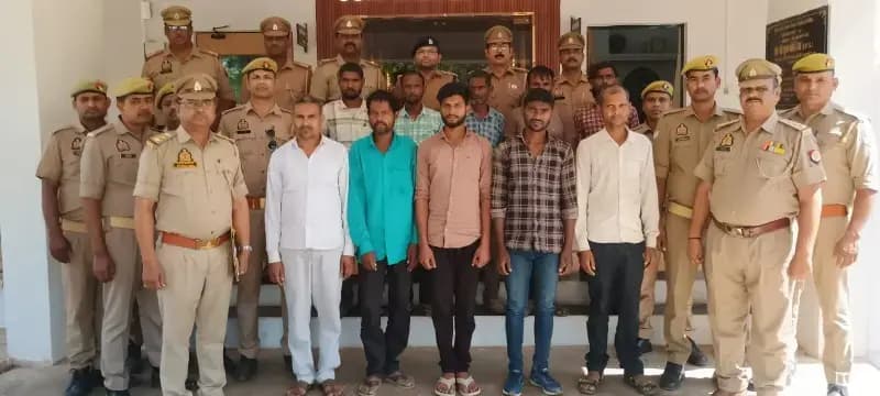 गैंगेस्टर एक्ट के तहत सोनभद्र पुलिस की बड़ी कार्रवाई — 14 अभियुक्त गिरफ्तार, संगठित अपराध पर कड़ा प्रहार