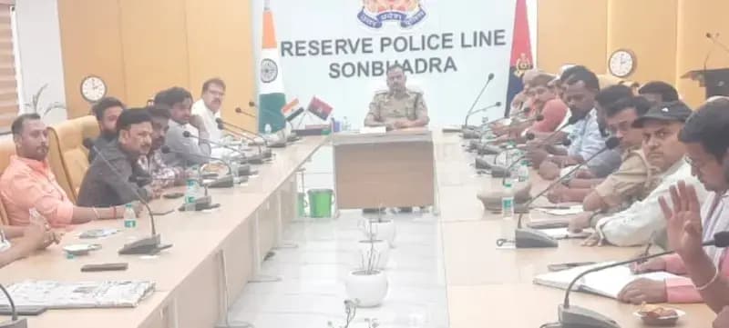 व्यापारी सुरक्षा प्रकोष्ठ की बैठक, नगर में ट्रैफिक सिग्नल स्थापित की मांग 