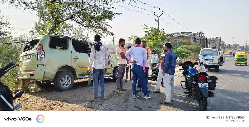 Sonbhadra कार हादसा: चालक की इलाज के दौरान मौत,मृतकों की संख्या पहुंची चार