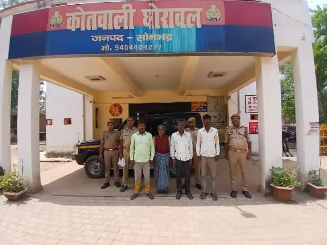 घोरावल पुलिस की कार्रवाई,4 वारंटी गिरफ्तार



