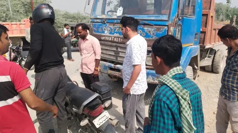 तेज रफ्तार का कहर: टीपर-बाइक की भिड़ंत में युवक की मौत