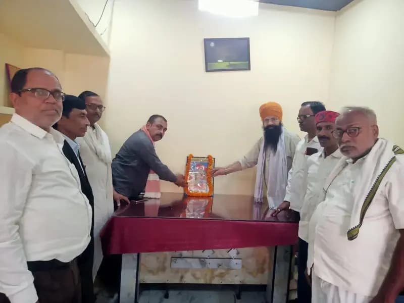 महाराणा प्रताप जयंती काव्य गोष्ठी में गूंजा वीर रस, कवियों का हुआ सम्मान