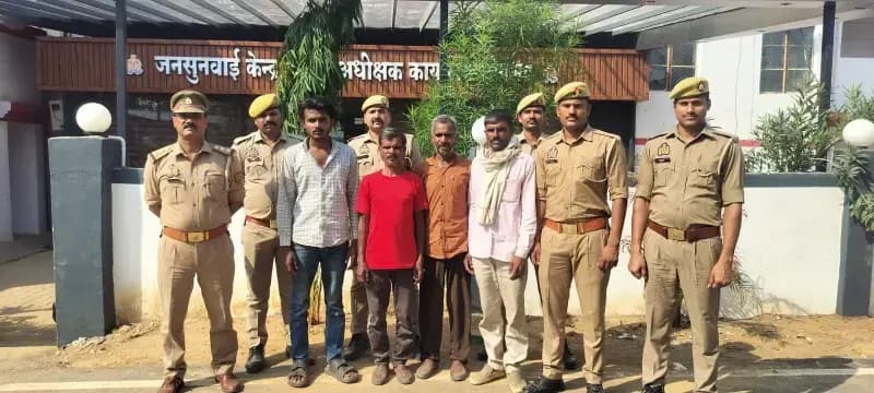 सोनभद्र पुलिस की बड़ी कार्रवाई : गैंगेस्टर एक्ट के 06 वांछित अभियुक्त गिरफ्तार, न्यायालय भेजे गए