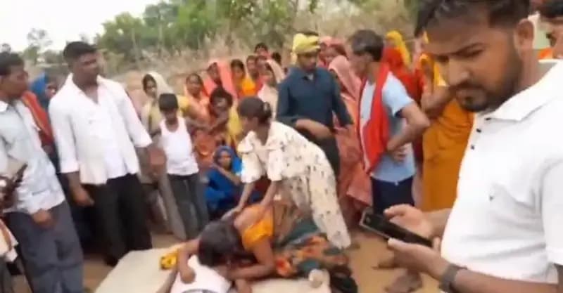 बहन की शादी से पहले परिवार पर टूटा दुखों का पहाड़, युवक ने फांसी लगाकर दी जान