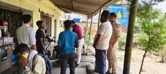 बाल श्रम उन्मूलन अभियान में 4 नाबालिग बच्चों को कराया गया मुक्त