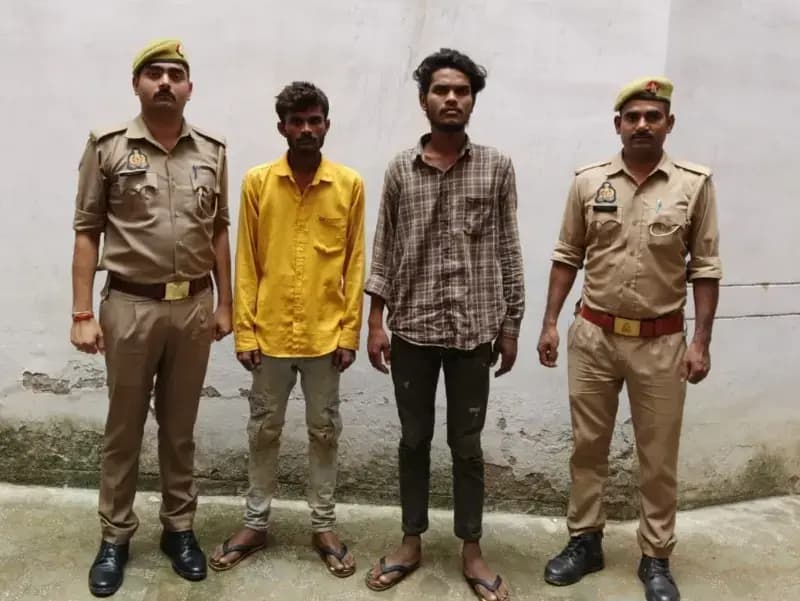 दुद्धी पुलिस की बड़ी कार्रवाई: 5.1 किलो गांजा के साथ दो तस्कर गिरफ्तार