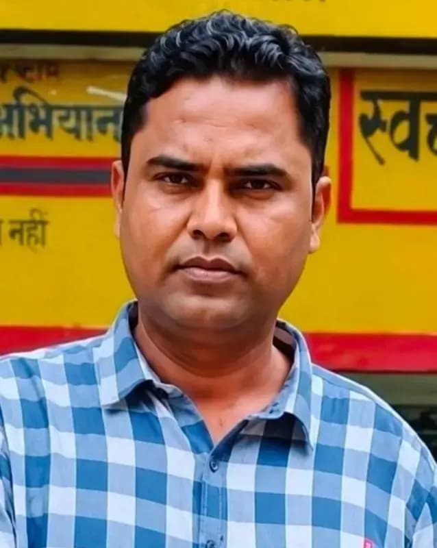 रेणुकूट बस स्टैंड शिक्षक से मारपीट काण्ड, वाराणसी मे उपचार के दौरान शिक्षक की मौत, हत्या का मुकदमा दर्ज।