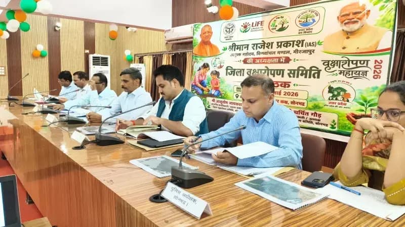 आयुक्त ने सीएम डैशबोर्ड व जनशिकायतों की समीक्षा कर दिए आवश्यक निर्देश