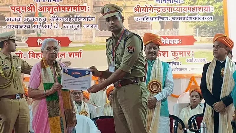 एचपीवी टीकाकरण अभियान में उत्कृष्ट योगदान के लिए सोनभद्र पुलिस सम्मानित