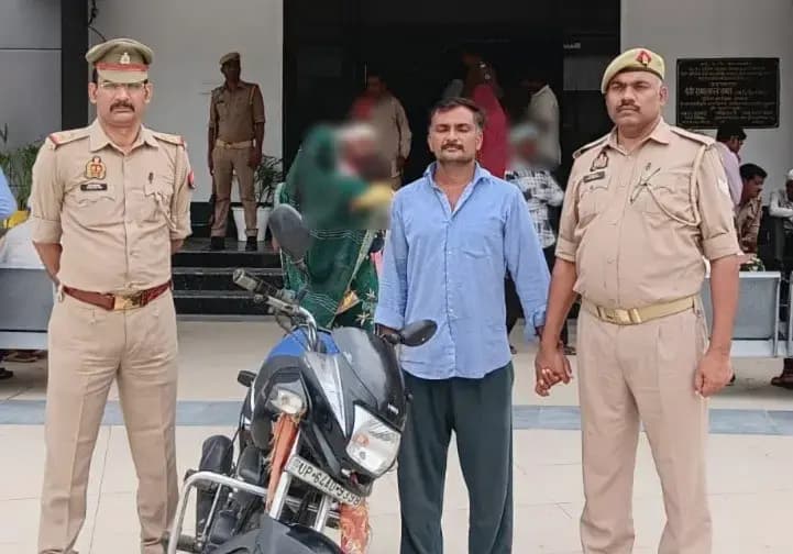 चोरी की बाइक के साथ अभियुक्त गिरफ्तार