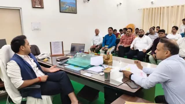 सोनभद्र में 12 जुलाई को होगा 1.67 करोड़ पौधरोपण, महर्षि चरक औषधि वन समेत बनेंगे 5 विशेष वन