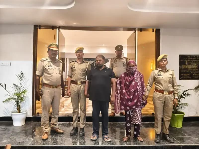 Sonbhadra : मानव तस्करी गिरोह पर सोनभद्र पुलिस का बड़ा प्रहार, ₹25-₹25 हजार के दो इनामिया गिरफ्तार