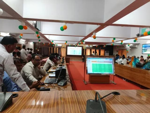 जनपद की सुरक्षा व्यवस्था होगी हाईटेक, प्रमुख स्थानों पर लगाए जाएंगे आधुनिक सीसीटीवी कैमरे