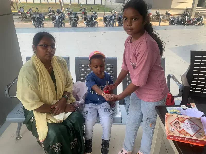 पारिवारिक विवाद नहीं रोक सका भाई-बहन का प्यार, रक्षाबंधन पर फिर मिले आराध्या-सिद्धार्थ