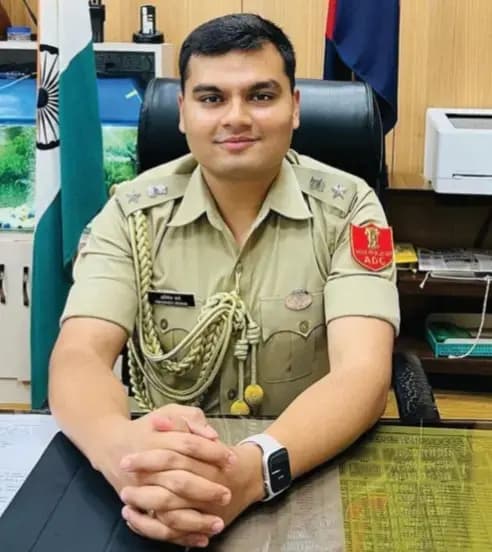 धर्मेंद्र सिंह बने राबर्ट्सगंज के नए, दुद्धी में विश्वनाथ सिंह को कमान 