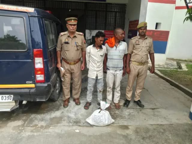 11 किलो कॉपर वायर के साथ दो आरोपी गिरफ्तार, तीसरा मौका पाकर फरार