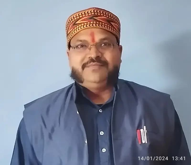 महुली के राकेश कुमार कन्नौजिया पीएचडी की मानद उपाधि से सम्मानित