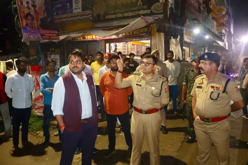 कांवड़ यात्रा को लेकर डीएम-एसपी ने किया भ्रमण, सुरक्षा और यातायात व्यवस्था का लिया जायजा