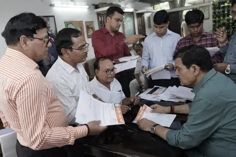 उत्तर प्रदेश नगर विकास मंत्री ए. के. शर्मा से मिले दुद्धी चेयरमैन, 1.32 लाख केवीए पावर स्टेशन और विकास कार्यों पर बनी सहमति