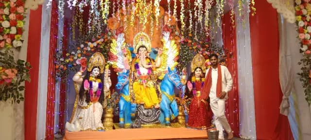 घोरावल में गणपति महोत्सव का शुभारंभ, प्राण प्रतिष्ठा के साथ गूंजे गणपति बप्पा के जयकारे