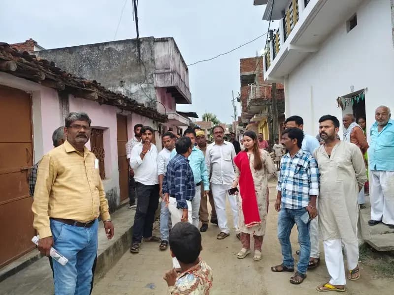 नालियों पर अवैध निर्माण को लेकर एसडीएम सदर सख्त, अतिक्रमण हटाने के निर्देश