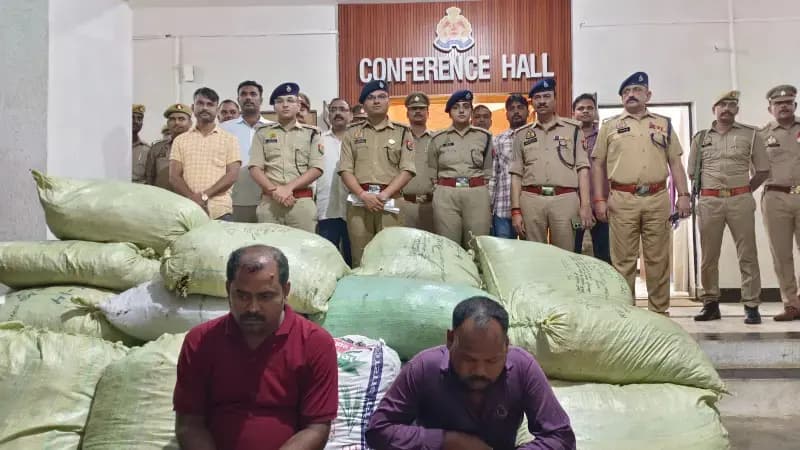 “ऑपरेशन शुद्धि” के तहत सोनभद्र में 6.25 क्विंटल गांजा बरामद, दो अंतर्राज्यीय तस्कर गिरफ्तार