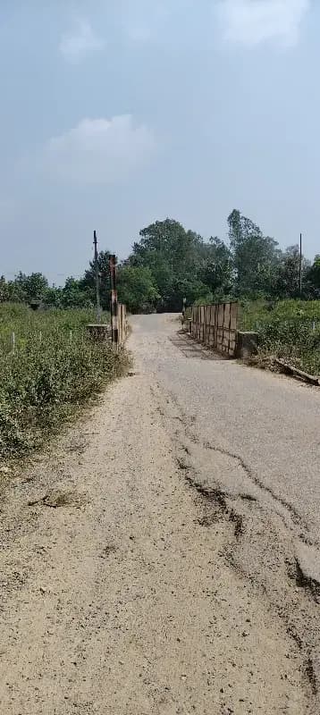 दुर्गा प्रतिमा विसर्जन को लेकर प्रशासन पहले से एक्शन में, चुर्क रेलवे ओवरब्रिज से हटाई गई बैरिकेडिंग