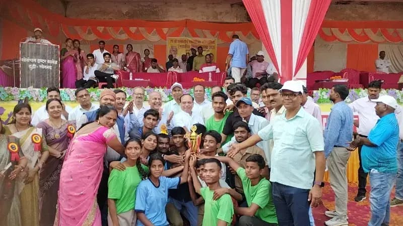 45 स्वर्ण पदकों के साथ मुख्यांचल बना ओवरऑल चैंपियन, भारत के मानचित्र की मानव श्रृंखला बनाकर खिलाड़ियों ने लहराया तिरंगा