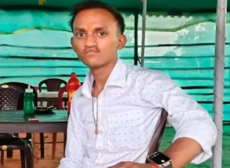 तेज रफ्तार का कहर: बाइक की टक्कर से 18 वर्षीय युवक की दर्दनाक मौत, परिवार में मचा कोहराम