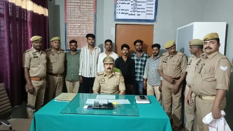 नाबालिक छात्रा से छेड़खानी के मामले में 6 अभियुक्त गिरफ्तार