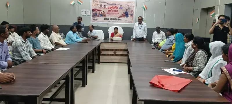 स्वनिधि महोत्सव में रेहड़ी-पटरी व्यवसायियों को मिली बड़ी राहत, 2030 तक बढ़ी पीएम स्वनिधि योजना