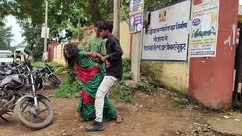 म्योरपुर में उल्टी और चक्कर आने के बाद 16 वर्षीय किशोर की मौत, इलाज के दौरान तोड़ा दम