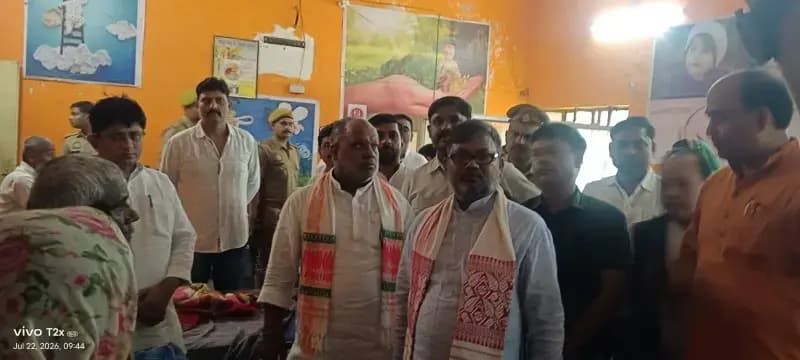 दुद्धी सीएचसी का औचक निरीक्षण, स्वास्थ्य व्यवस्थाओं पर भड़के प्रभारी मंत्री