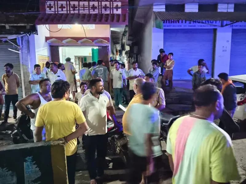 ट्रक की टक्कर से बाइक सवार अधेड़ की मौत