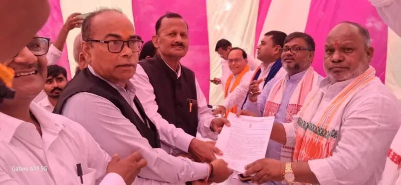 मंत्री के दुद्धी आगमन पर बार एसोसिएशनों ने सौंपा ज्ञापन, घूसखोर लेखपालों पर कार्रवाई से लेकर न्यायालय परिसर में सुविधाओं की मांग