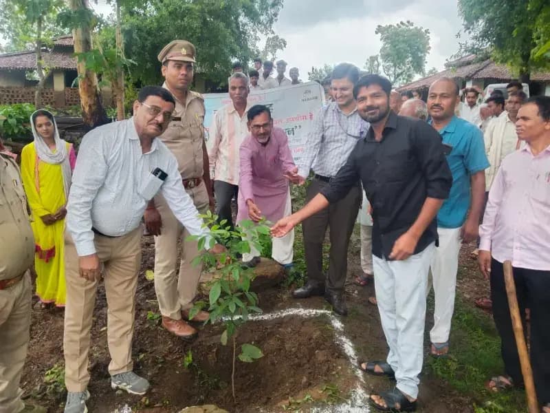 भूजल संरक्षण का लिया सामूहिक संकल्प, जल बचाने का दिया संदेश