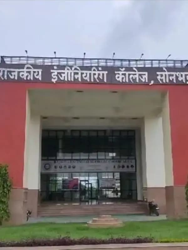 राजकीय इंजीनियरिंग कॉलेज सोनभद्र में 'सर्किट टू चिप' इंटर्नशिप का सफल समापन