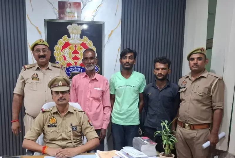 थाना अनपरा पुलिस द्वारा 03 वारण्टी अभियुक्त गिरफ्तार