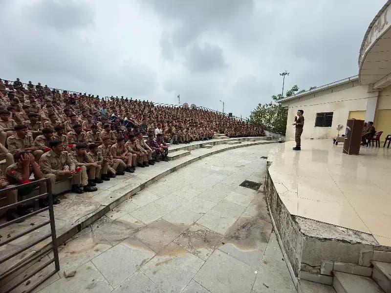 राष्ट्र सेवा के संकल्प के साथ प्रेरणादायी रहा एनसीसी शिविर का चौथा दिन