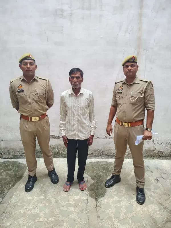दहेज प्रताड़ना मामले में वांछित वारंटी गिरफ्तार, दुद्धी पुलिस की कार्रवाई.